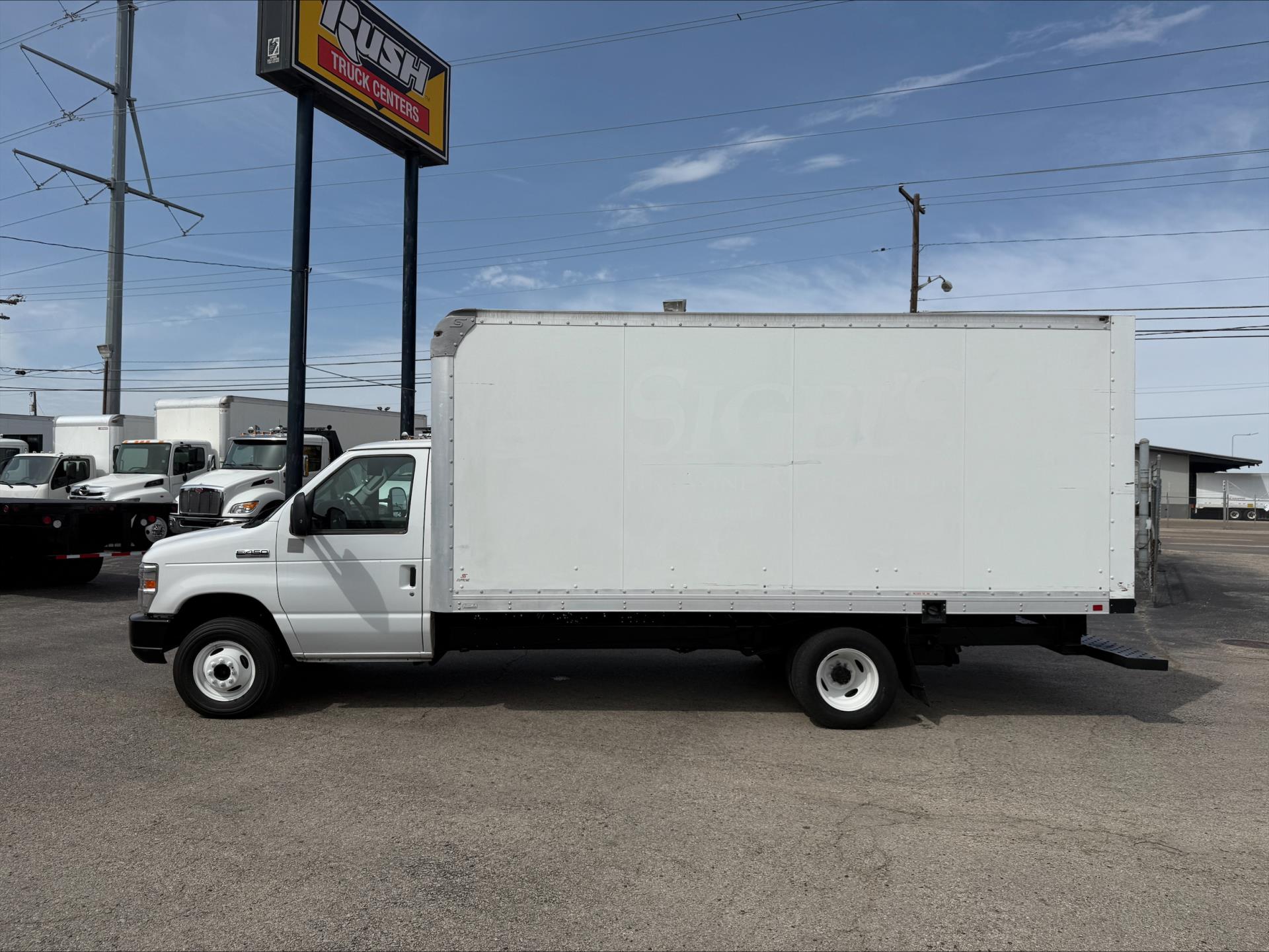 2019 Ford E-450 RWD Box Van for sale #1873426 - photo 5