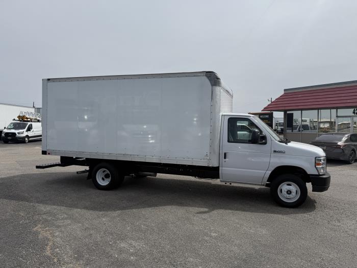 2019 Ford E-450-3