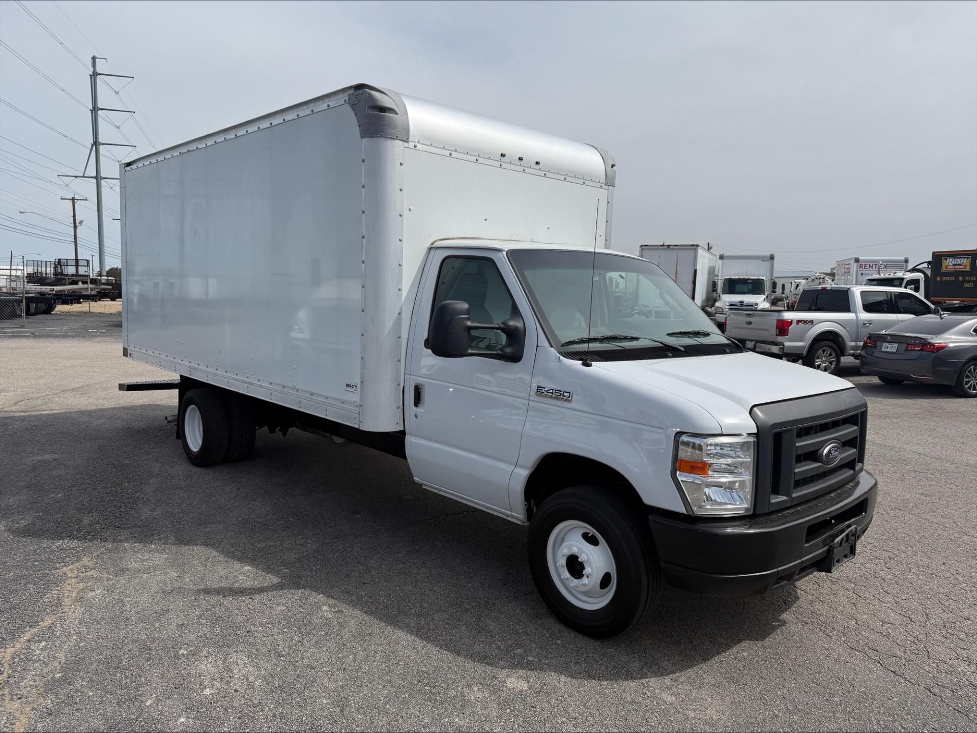 2019 Ford E-450 RWD Box Van for sale #1873426 - photo 20