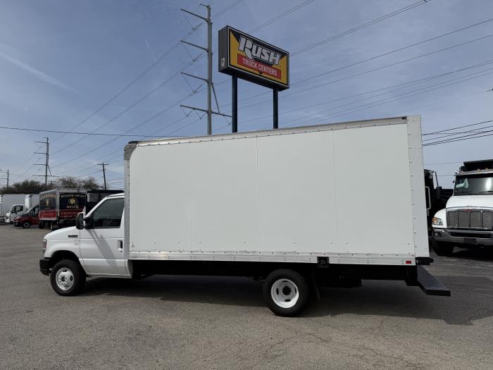 2019 Ford E-450-24