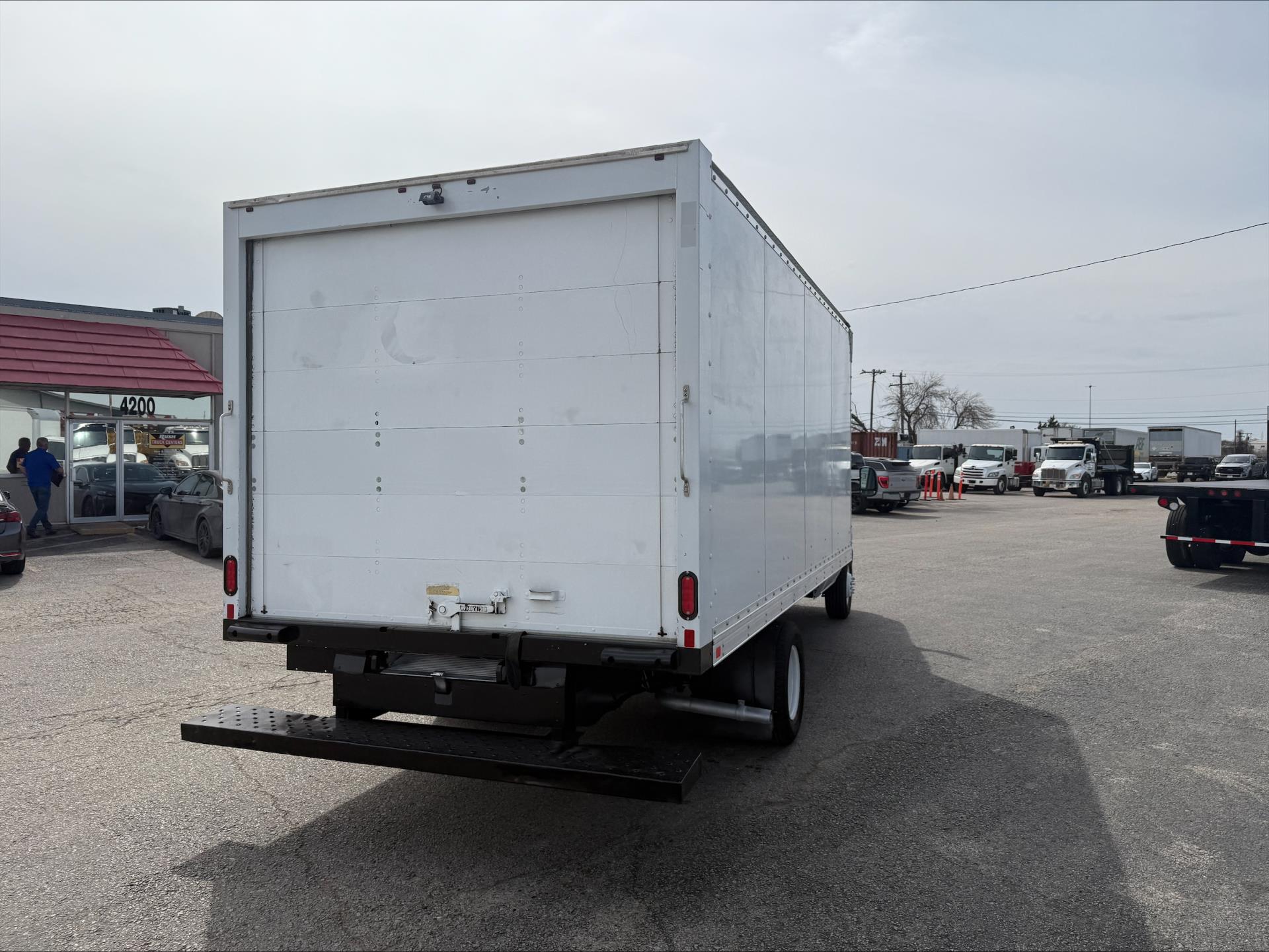 2019 Ford E-450 RWD Box Van for sale #1873426 - photo 7