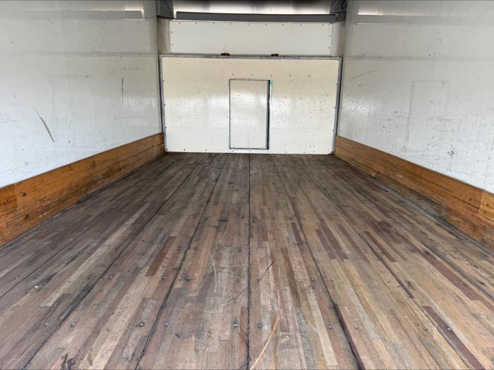 2019 Ford E-450-24