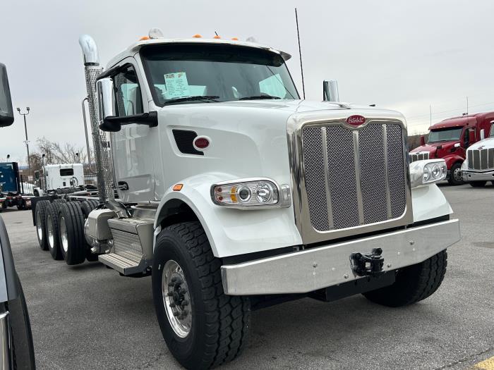 2025 Peterbilt 567-12