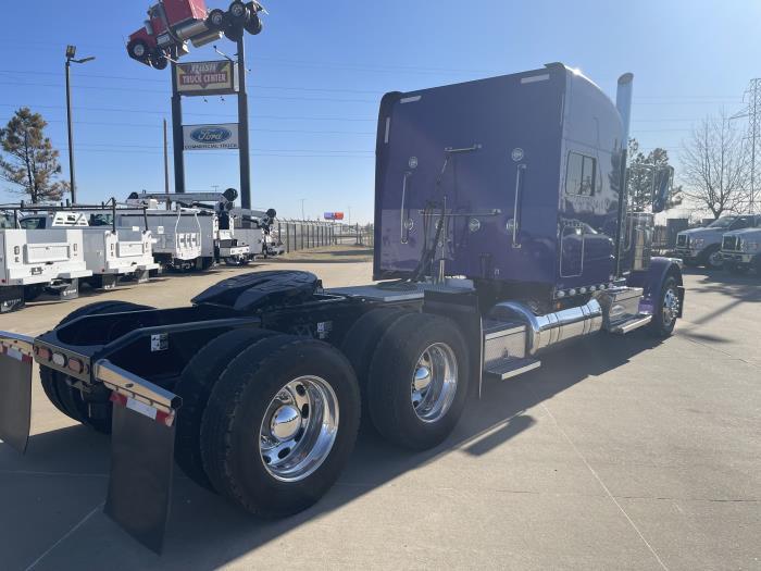 2024 Peterbilt 389-9