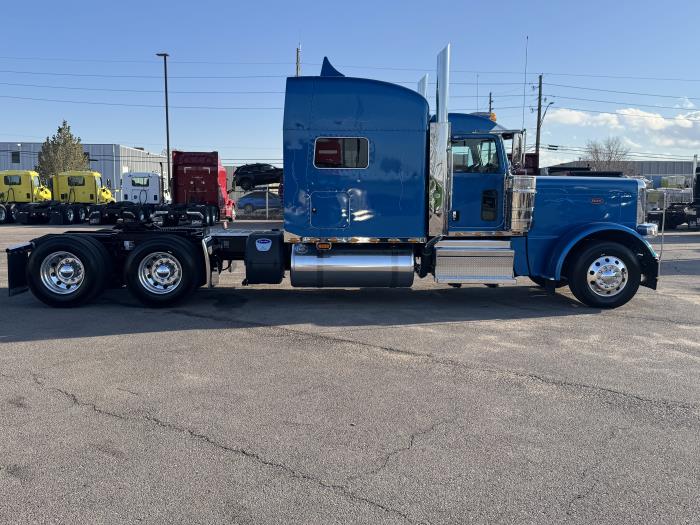 2024 Peterbilt 389-6
