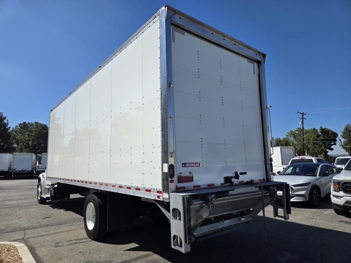 2022 Freightliner M2 112-8