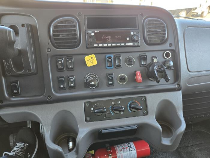 2022 Freightliner M2 112-10