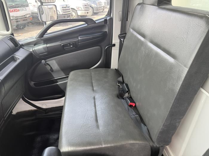 2020 Hino 268A-10