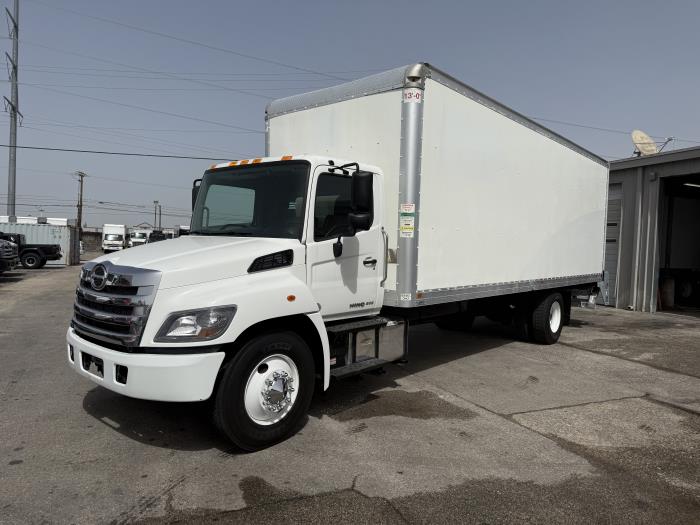 2020 Hino 268A-13