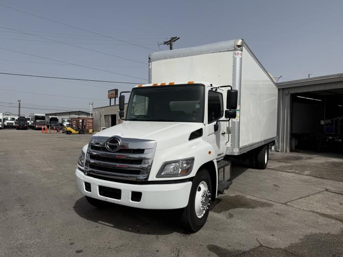 2020 Hino 268A-15