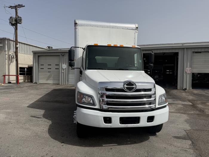 2020 Hino 268A-17