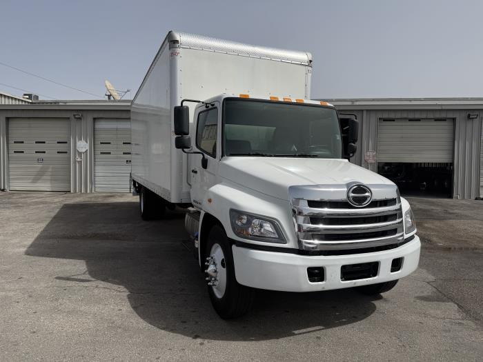 2020 Hino 268A-18