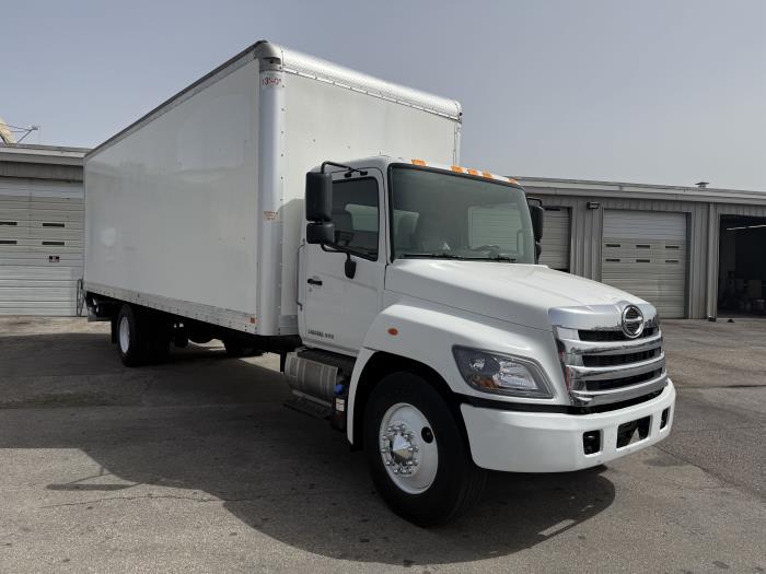 2020 Hino 268A-19