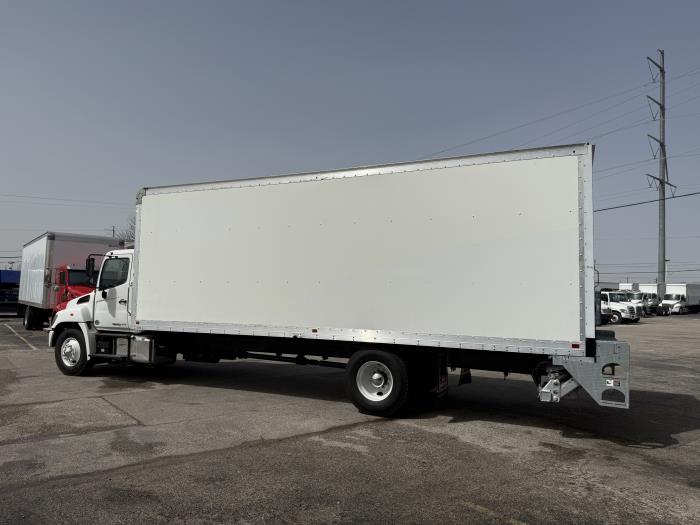 2020 Hino 268A-28