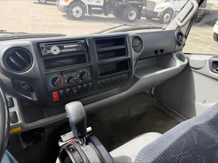 2017 Hino 195-18