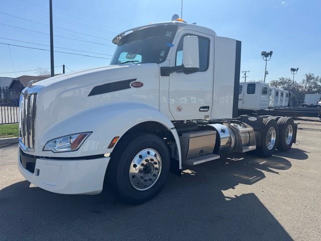 2025 Peterbilt 579-1
