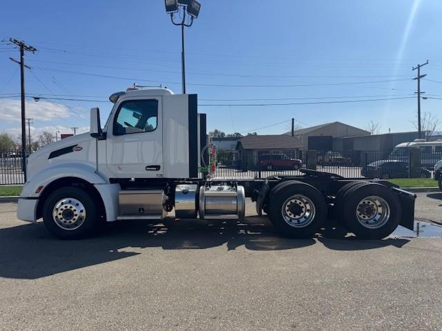 2025 Peterbilt 579-8