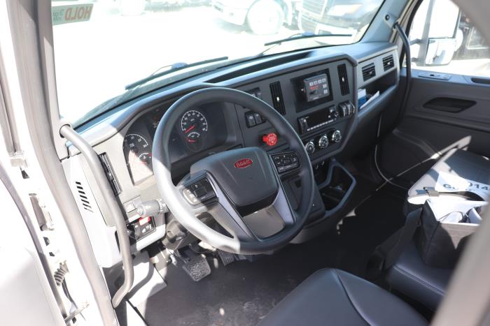 2025 Peterbilt 536-18