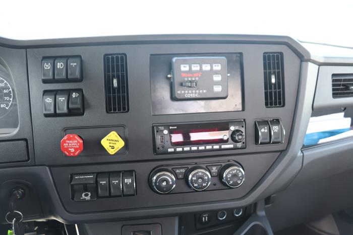 2025 Peterbilt 536-20