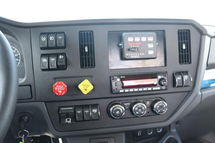 2025 Peterbilt 536-22