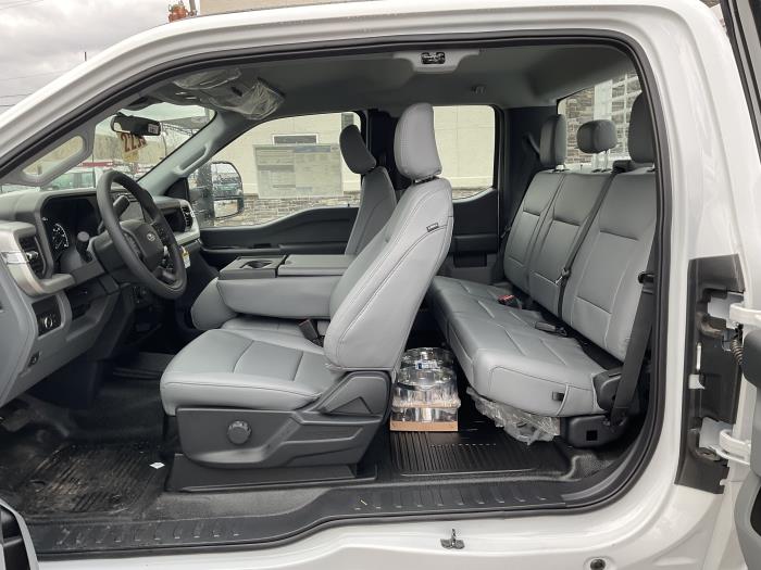 2024 Ford F-250-13