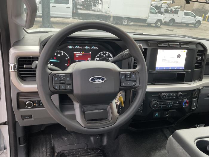 2024 Ford F-450-12