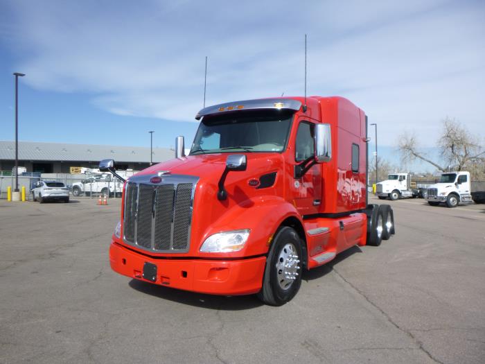 2021 Peterbilt 579-1