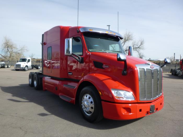 2021 Peterbilt 579-2