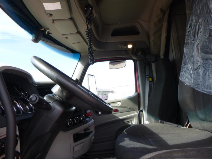 2021 Peterbilt 579-16