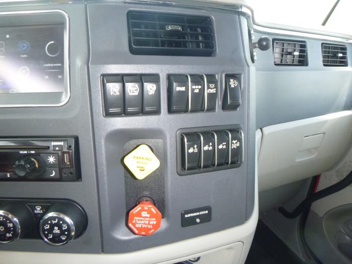 2021 Peterbilt 579-21