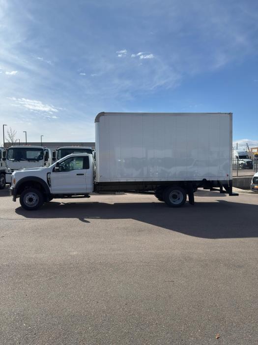 2024 Ford F-550-2