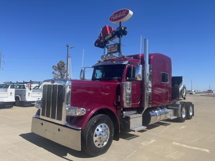 2023 Peterbilt 389-1