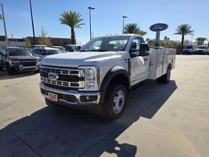 2024 Ford F-550-1