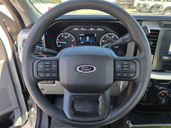 2024 Ford F-550-9