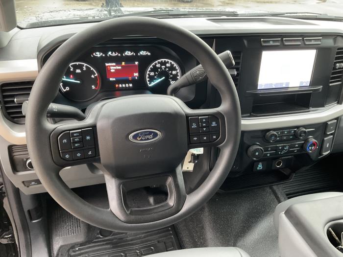 2024 Ford F-550-13