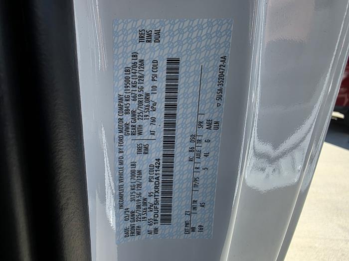 2024 Ford F-550-22