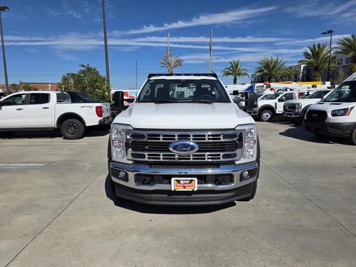 2024 Ford F-550-2