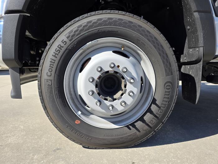 2024 Ford F-550-10