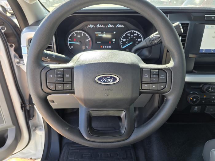 2024 Ford F-550-16