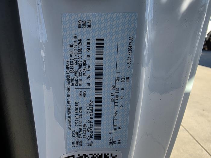 2024 Ford F-550-23