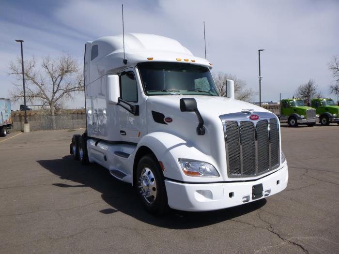 2022 Peterbilt 579-2