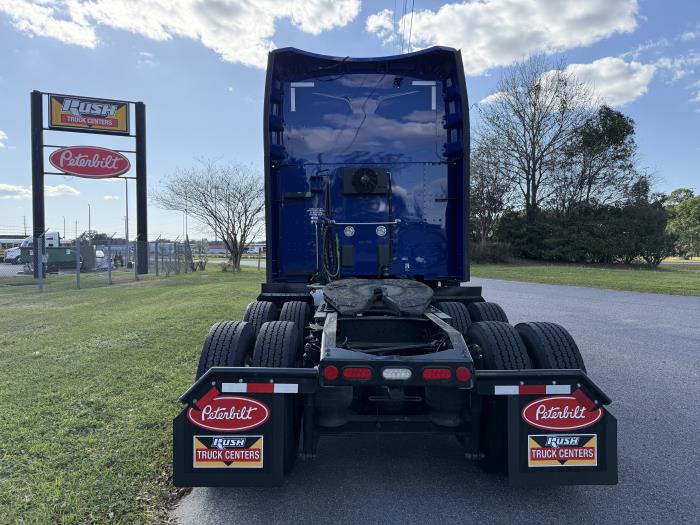 2022 Peterbilt 579-6