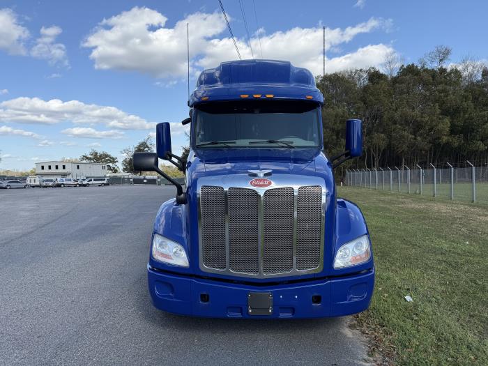 2022 Peterbilt 579-2