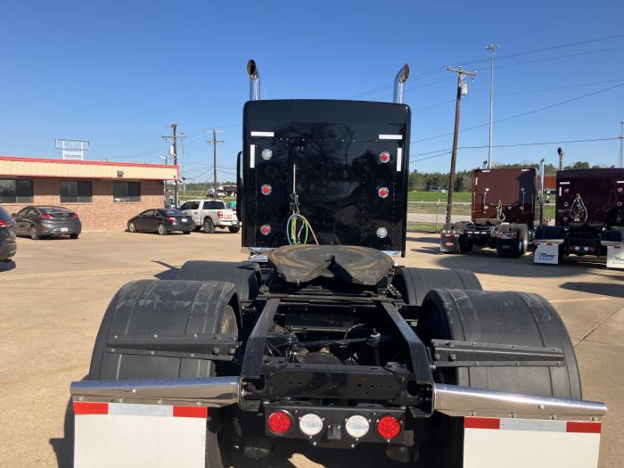 2023 Kenworth W900L-5