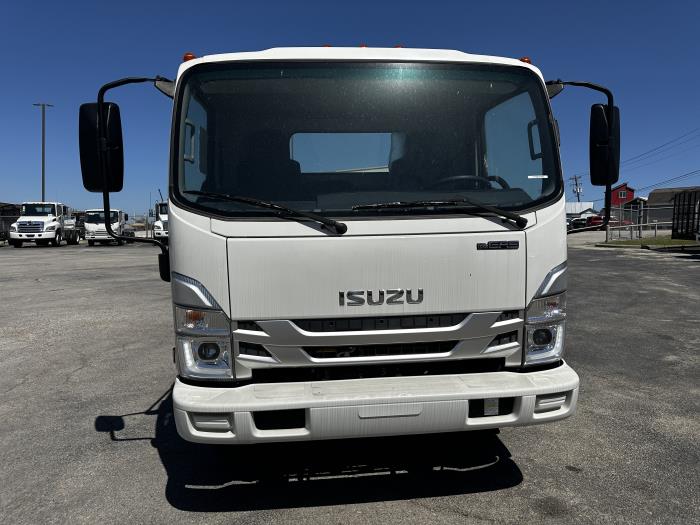 2024 Isuzu NPR-HD-2