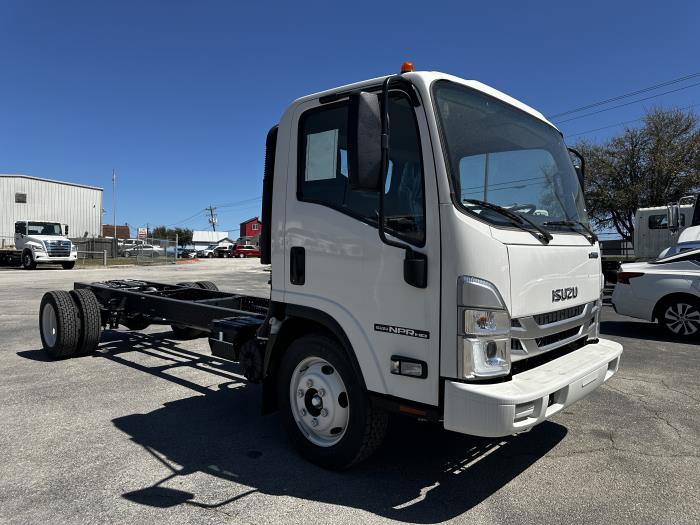 2024 Isuzu NPR-HD-3