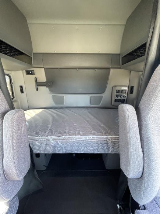 2020 International LT625-7