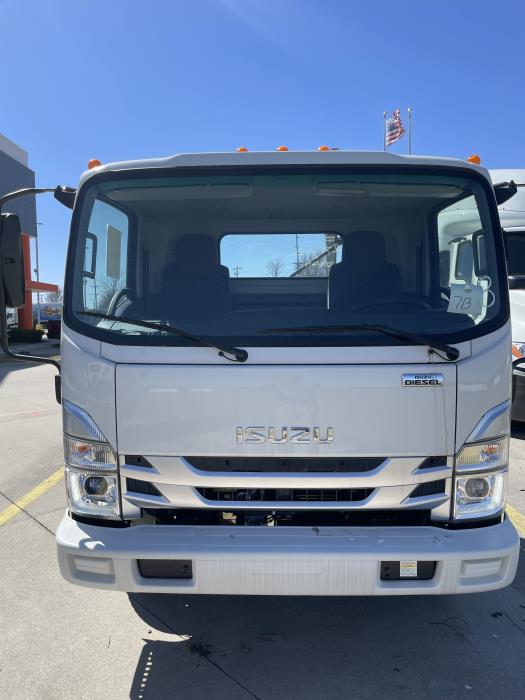 2024 Isuzu NRR-1