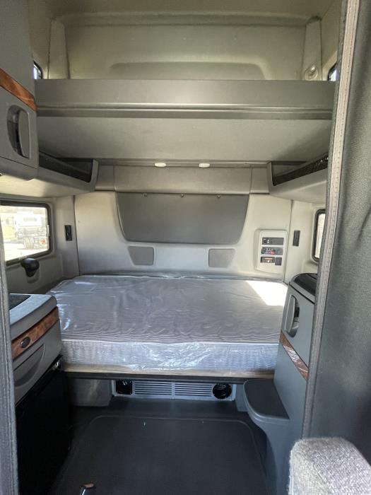 2020 International LT625-6