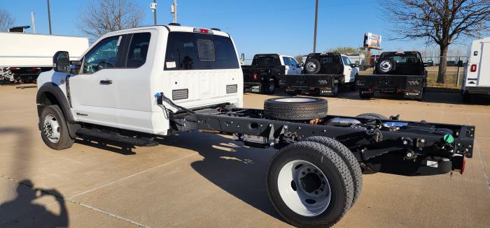 2024 Ford F-550-3